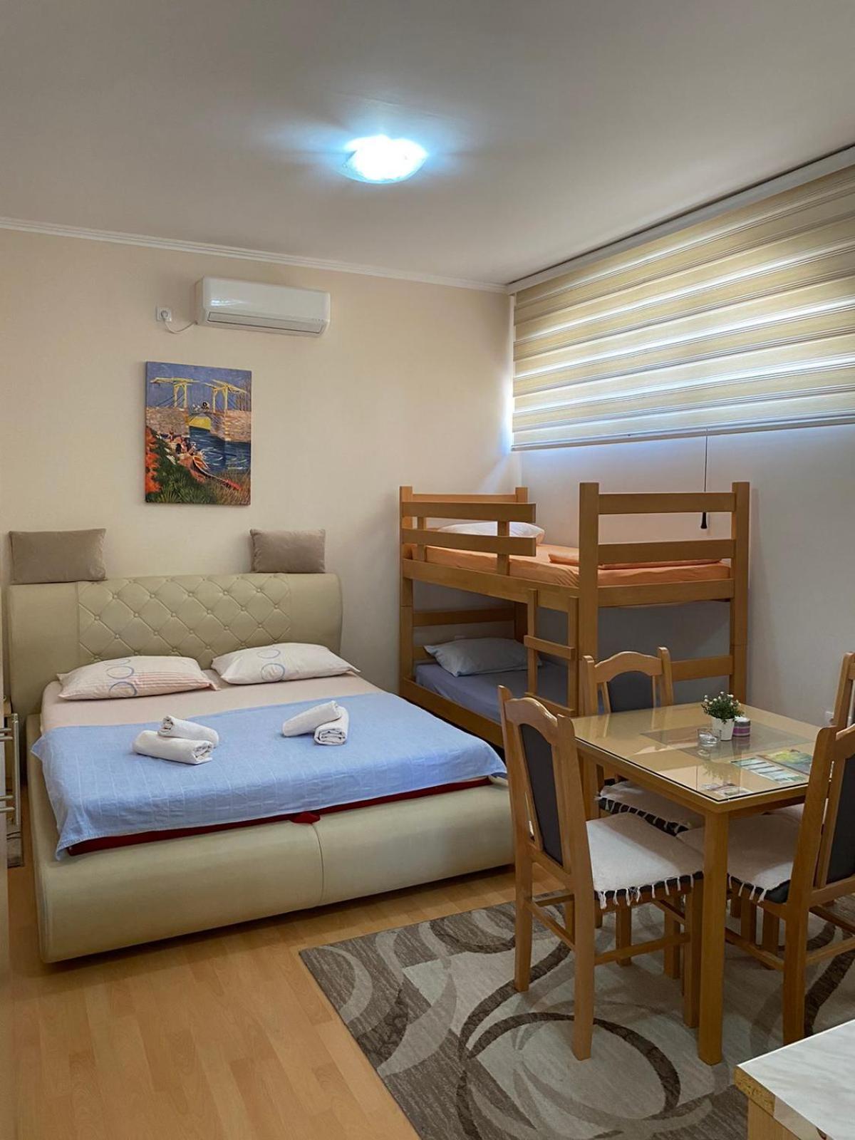 Sun City Apartments Trebinje Buitenkant foto